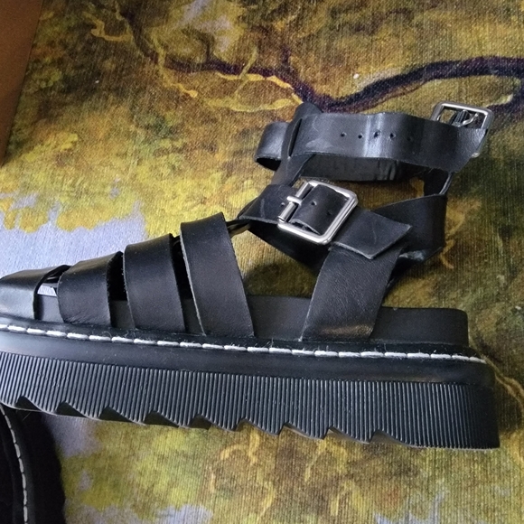 Steve Madden Black Leather Strappy Gladiator Sandals Size 6.5 - Picture 2 of 6